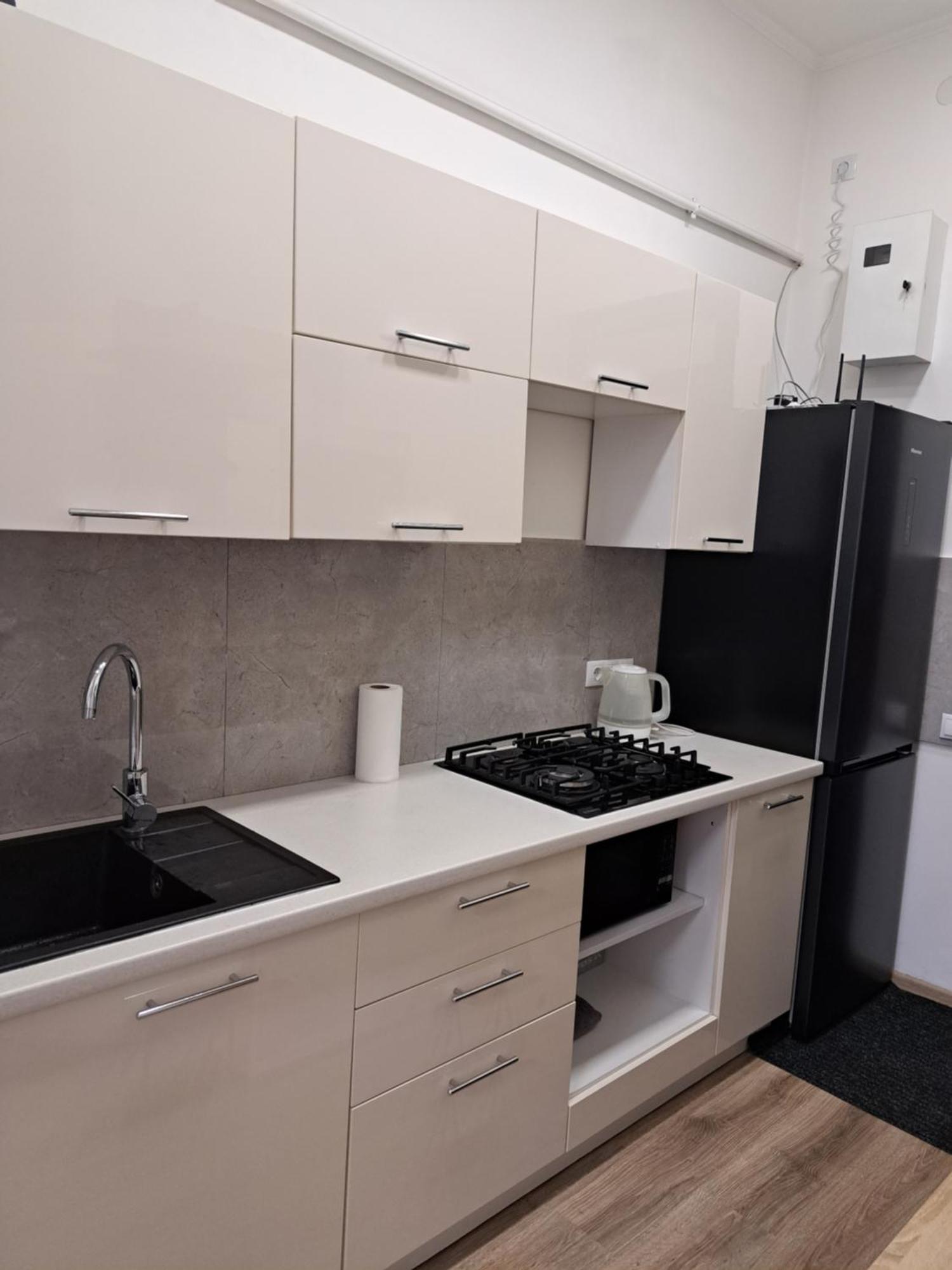Двокімнатна Квартира Біля Оперного Театру Lviv Eksteriør billede